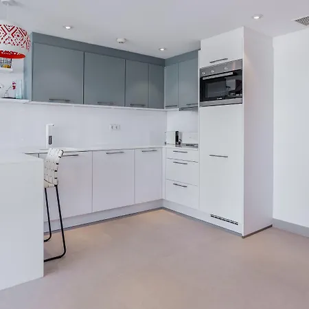 Hotel The Hype House 3*