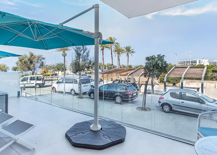 The Hype House ホテル