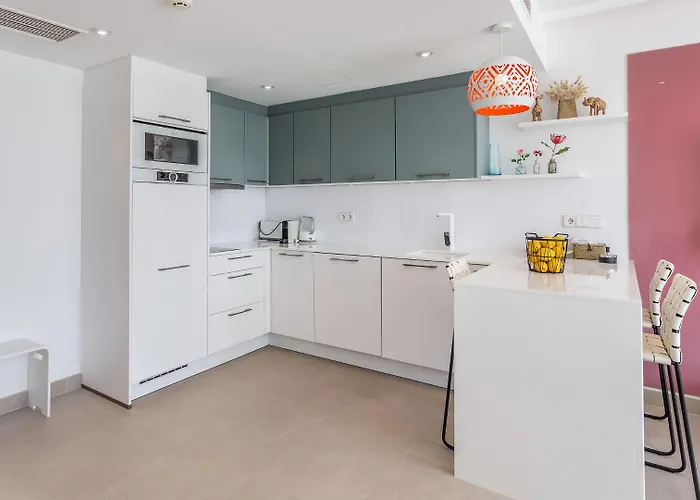 Hotel The Hype House 3*